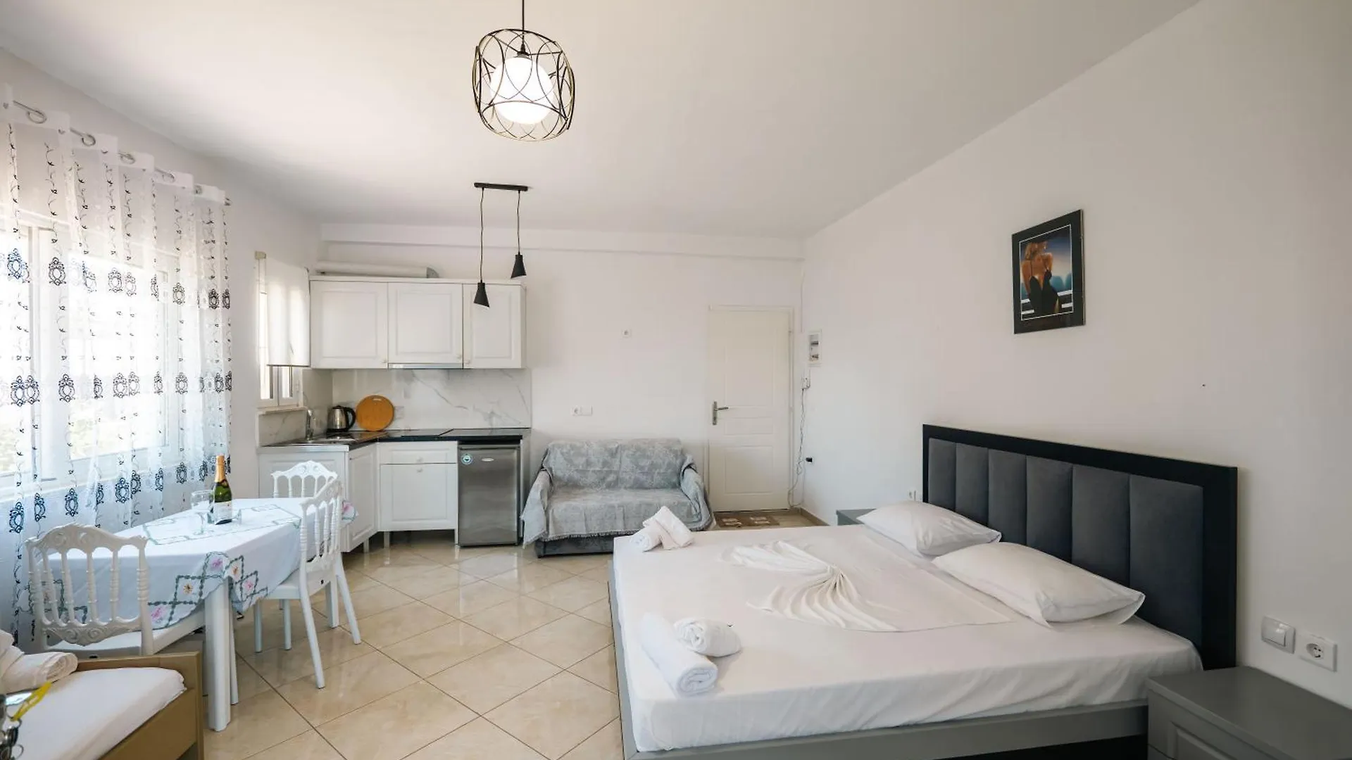 Mariana Apartments Sarandë