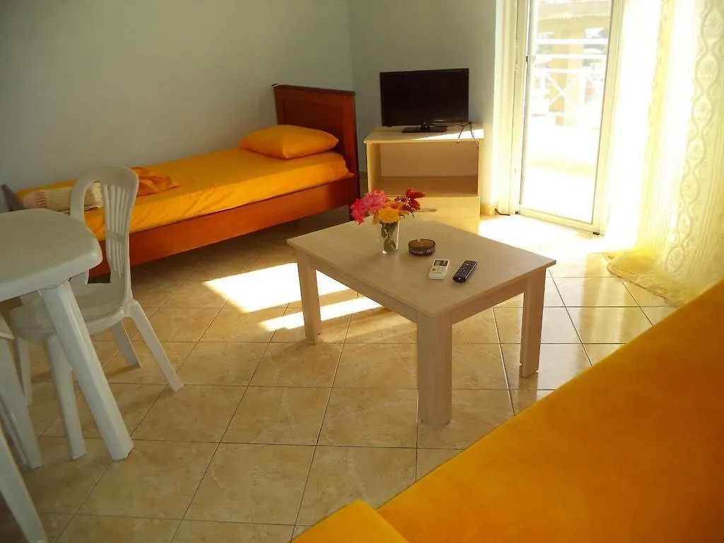 Mariana Apartments Saranda